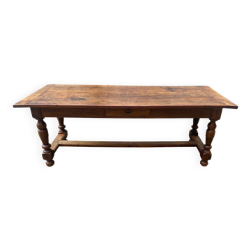 Farm table