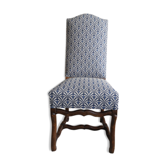 Chaise Louis Xlll retapissée