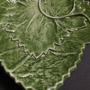 Assiette barbotine feuille Portugal seconde moitié XXème