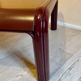 Knoll coffee table by Gae Aulenti