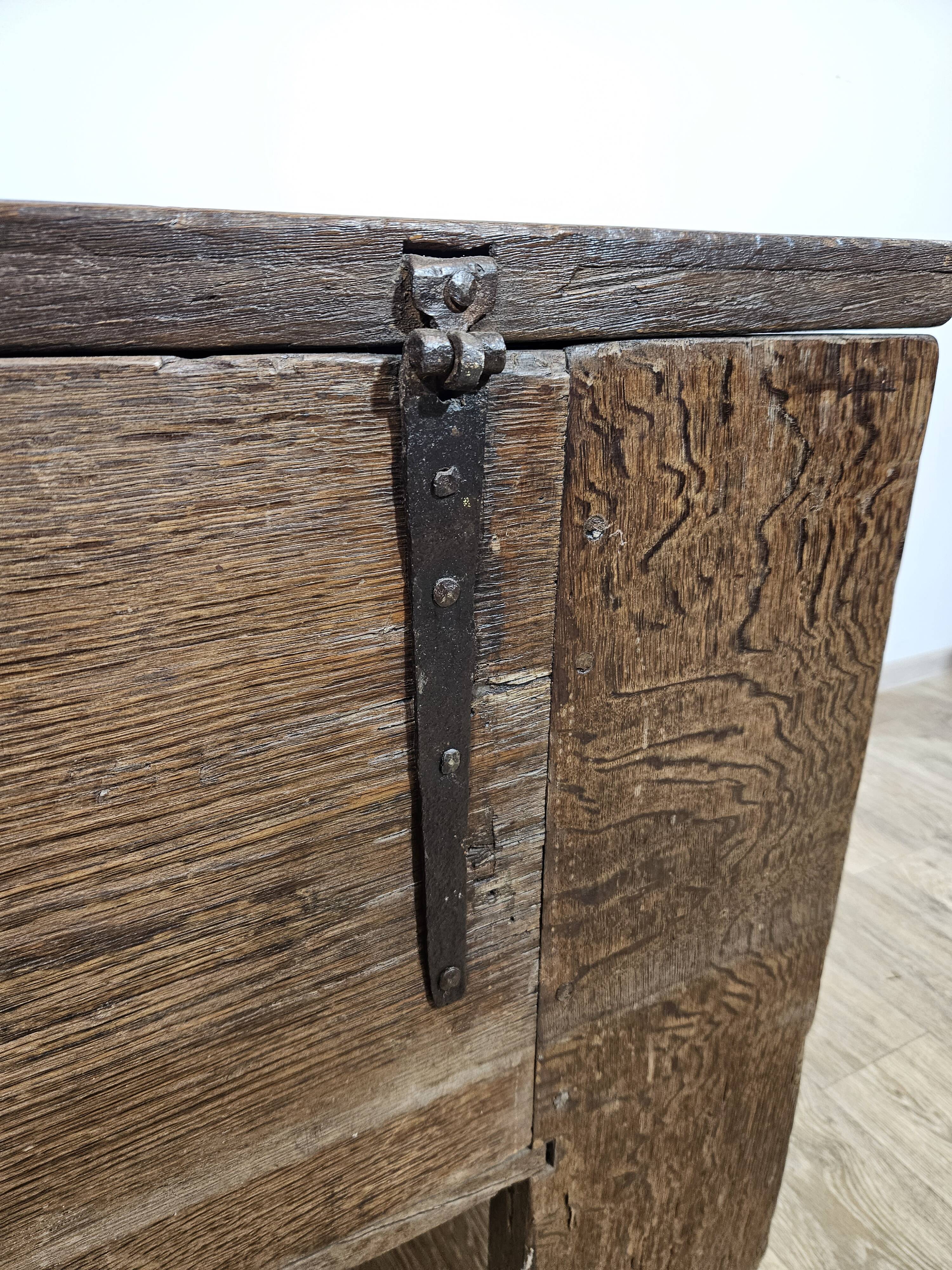 Gothic Chest 15th century