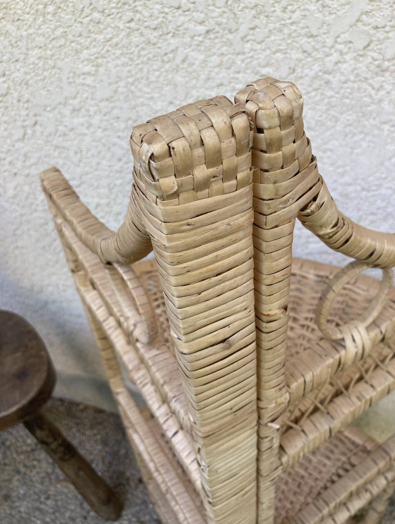 Vintage rattan corner shelf