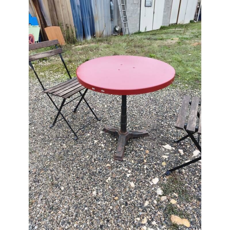 Bistro table + 2 folding chairs