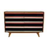 Buffet du milieu du siècle conçu par Jiří Jiroutek années 1960