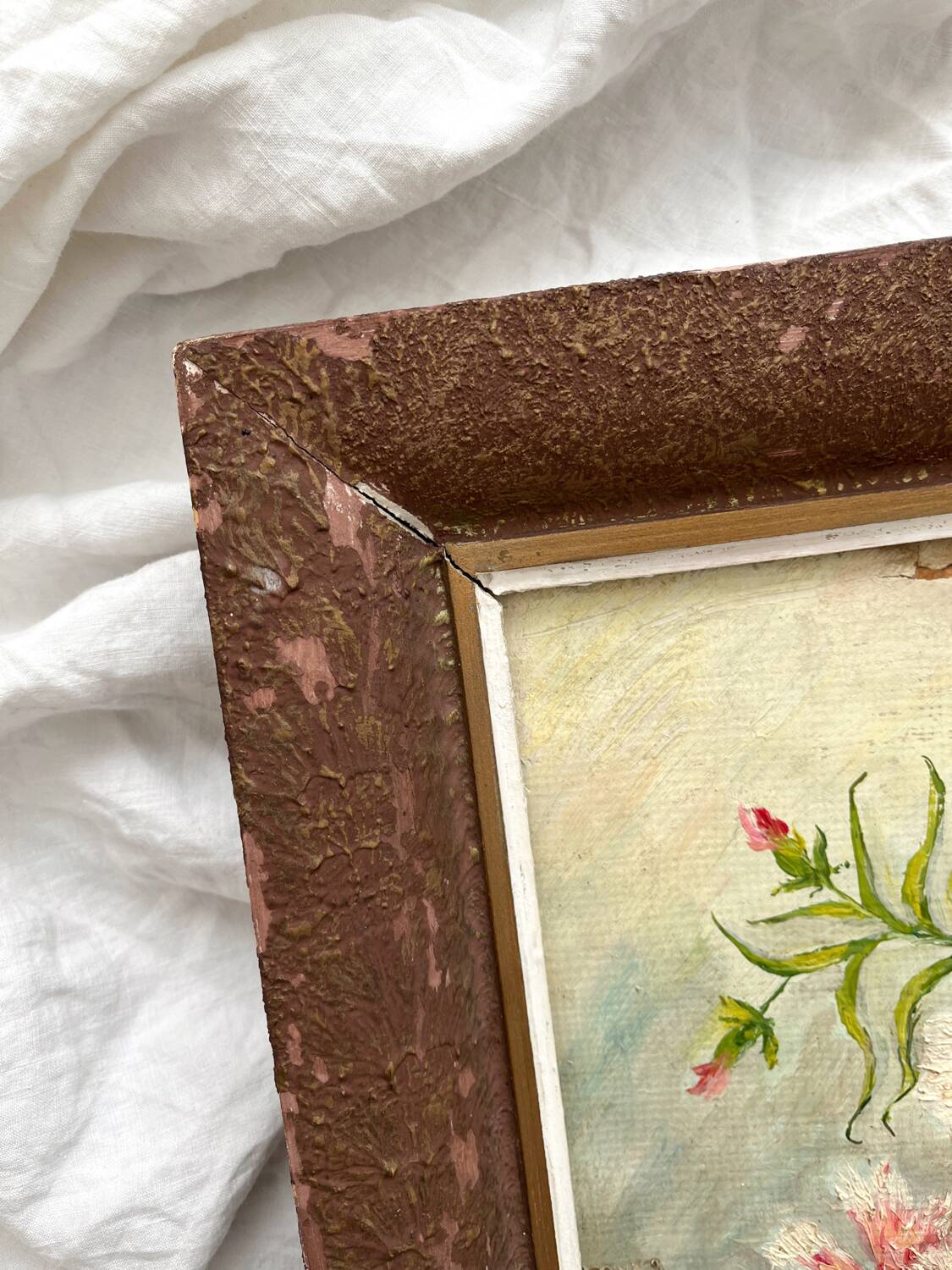 Antique oil painting on cardboard, bouquet of carnations, signed and dated 1899