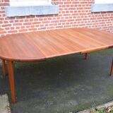 teak table