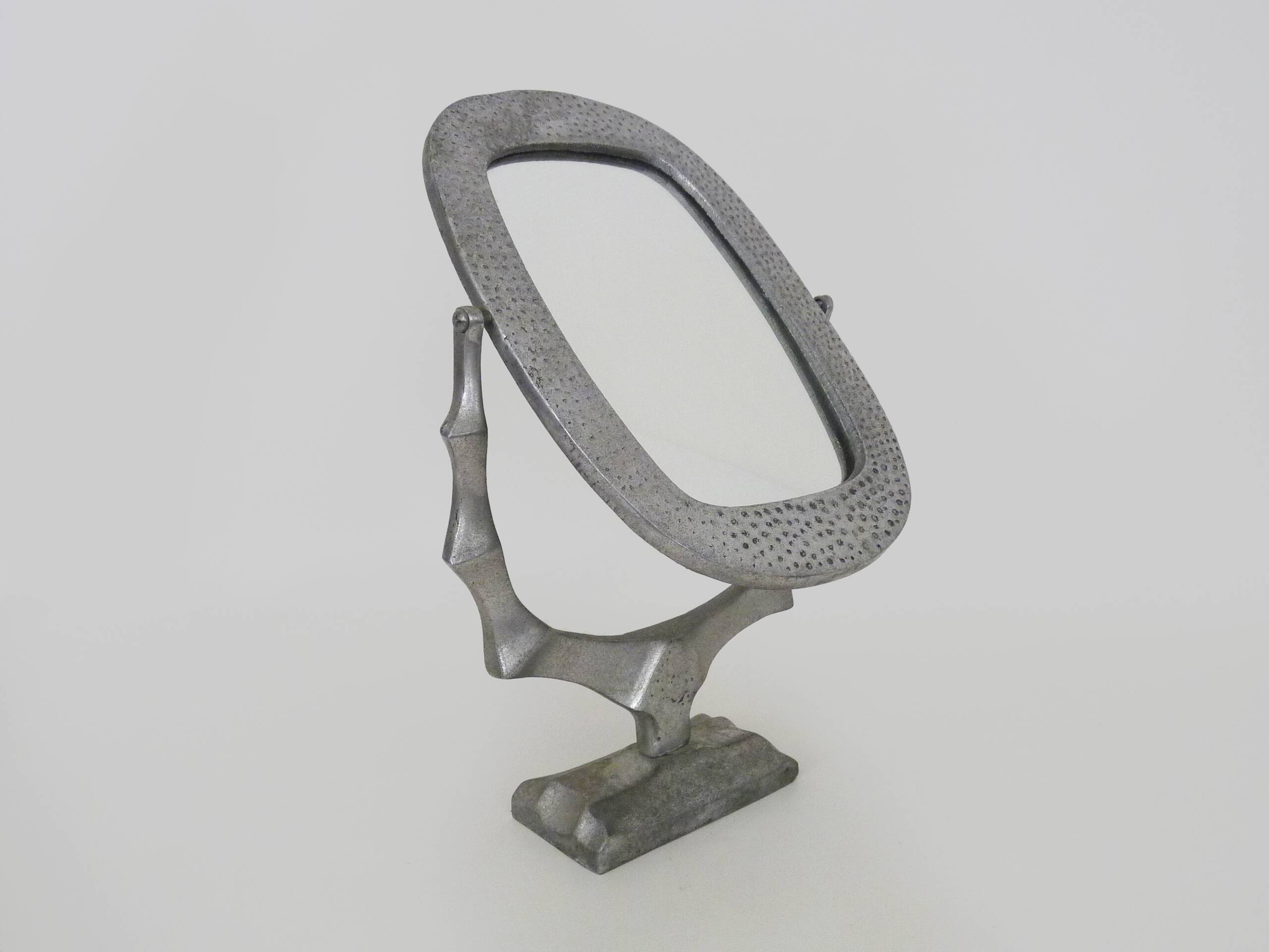 Old large Psyche Gothic table mirror in cast aluminum, Brutalist Mexican style. 70