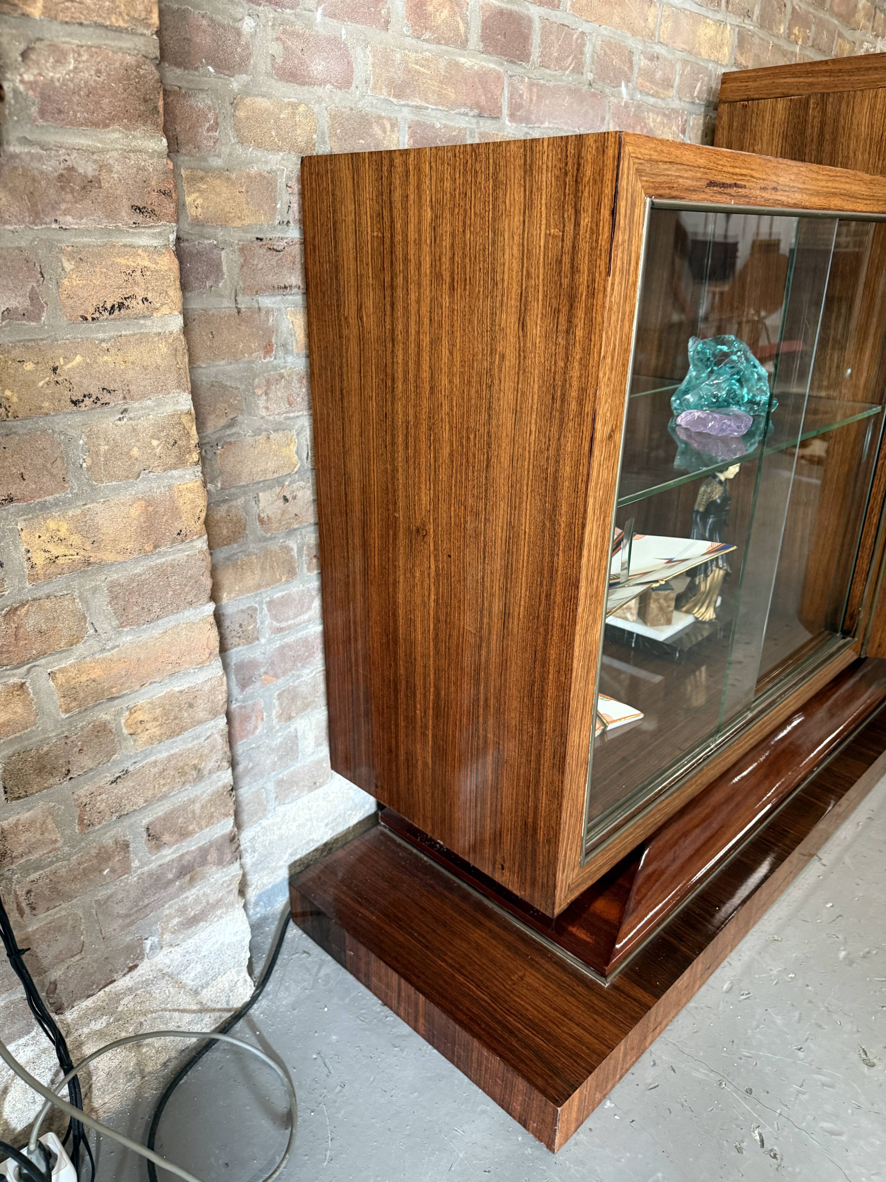 Art Deco Chest of Drawers