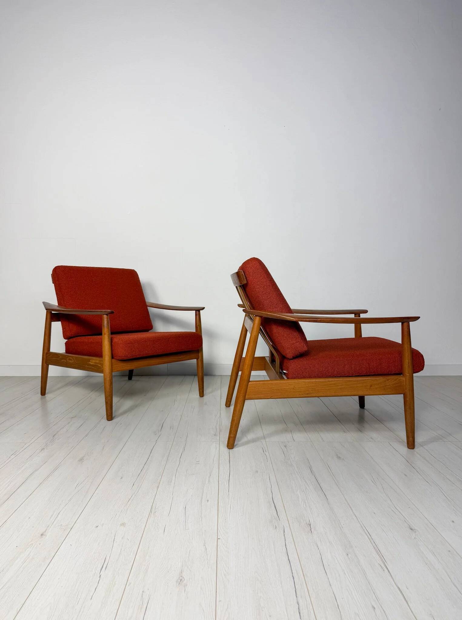 2x 1960s vintage Danish FD164 teak lounge chairs Arne Vodder for CADO