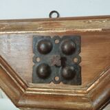 Miroir italien mid-century – cadre en bois patiné et éléments en fer forgé