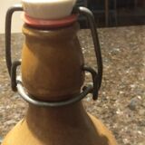 Bouteille en grès marron