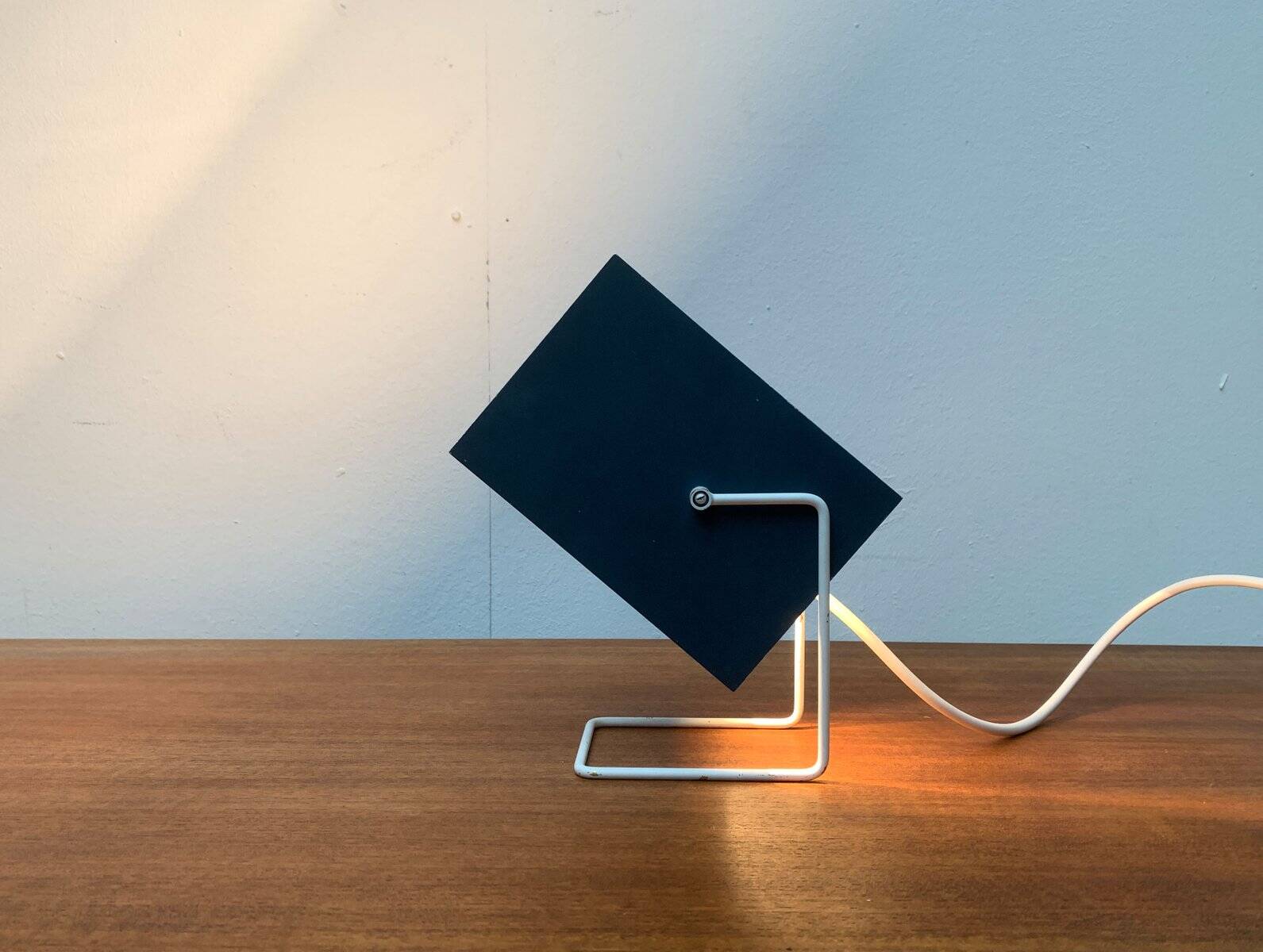 Mid-century minimalist table lamp by Wilhelm Braun Feldweg for Doria Leuchten, 1960s.