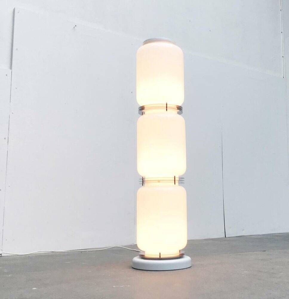 Mid-century Italian space age glass floor lamp from the 1960s.