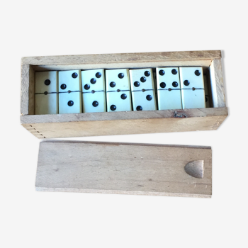 Old game of wooden dominoes in its box