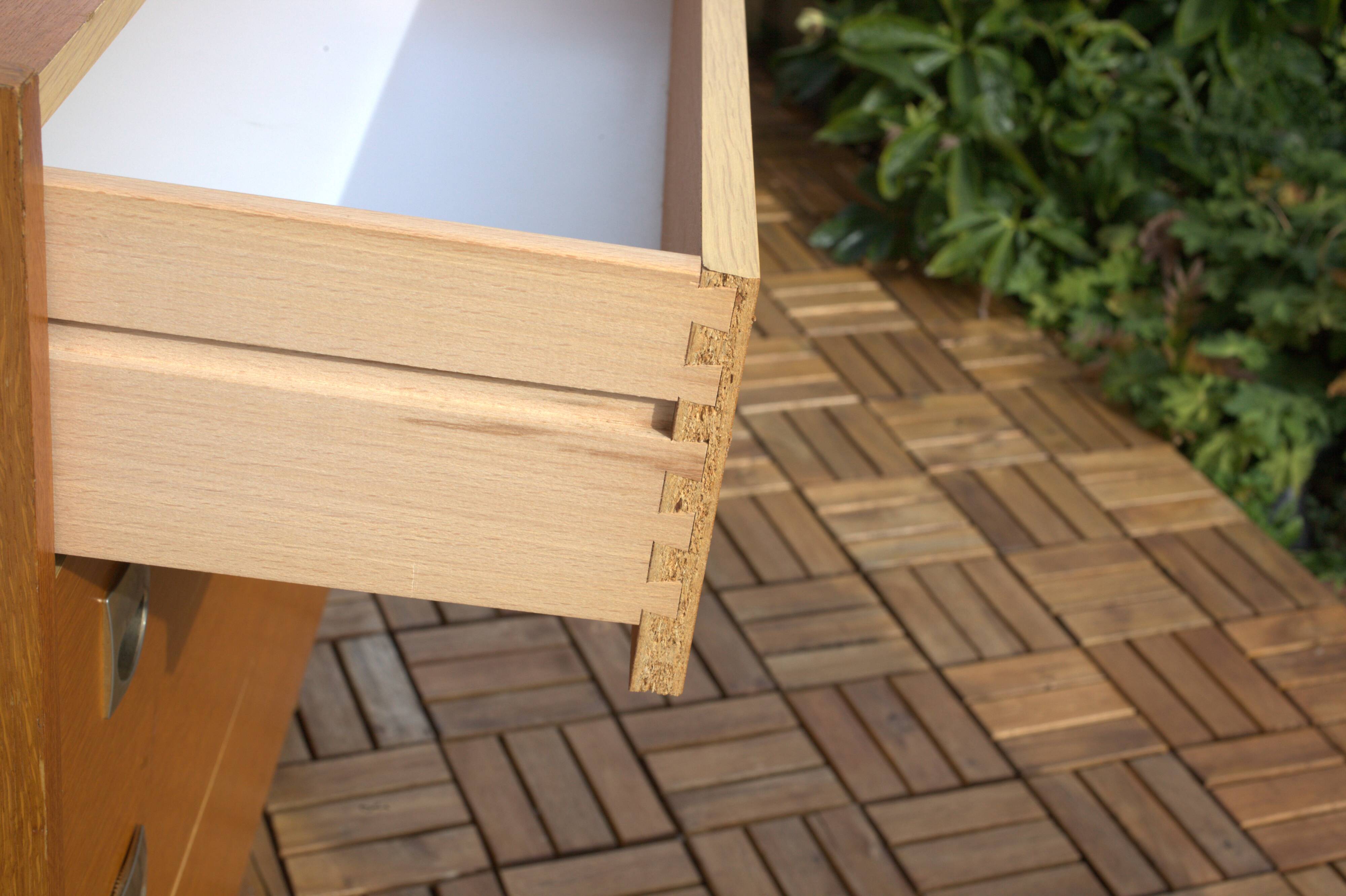 70s chest of drawers