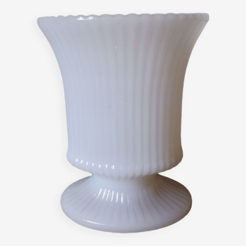 Vintage opaline glass vase Cleveland USA Brody co