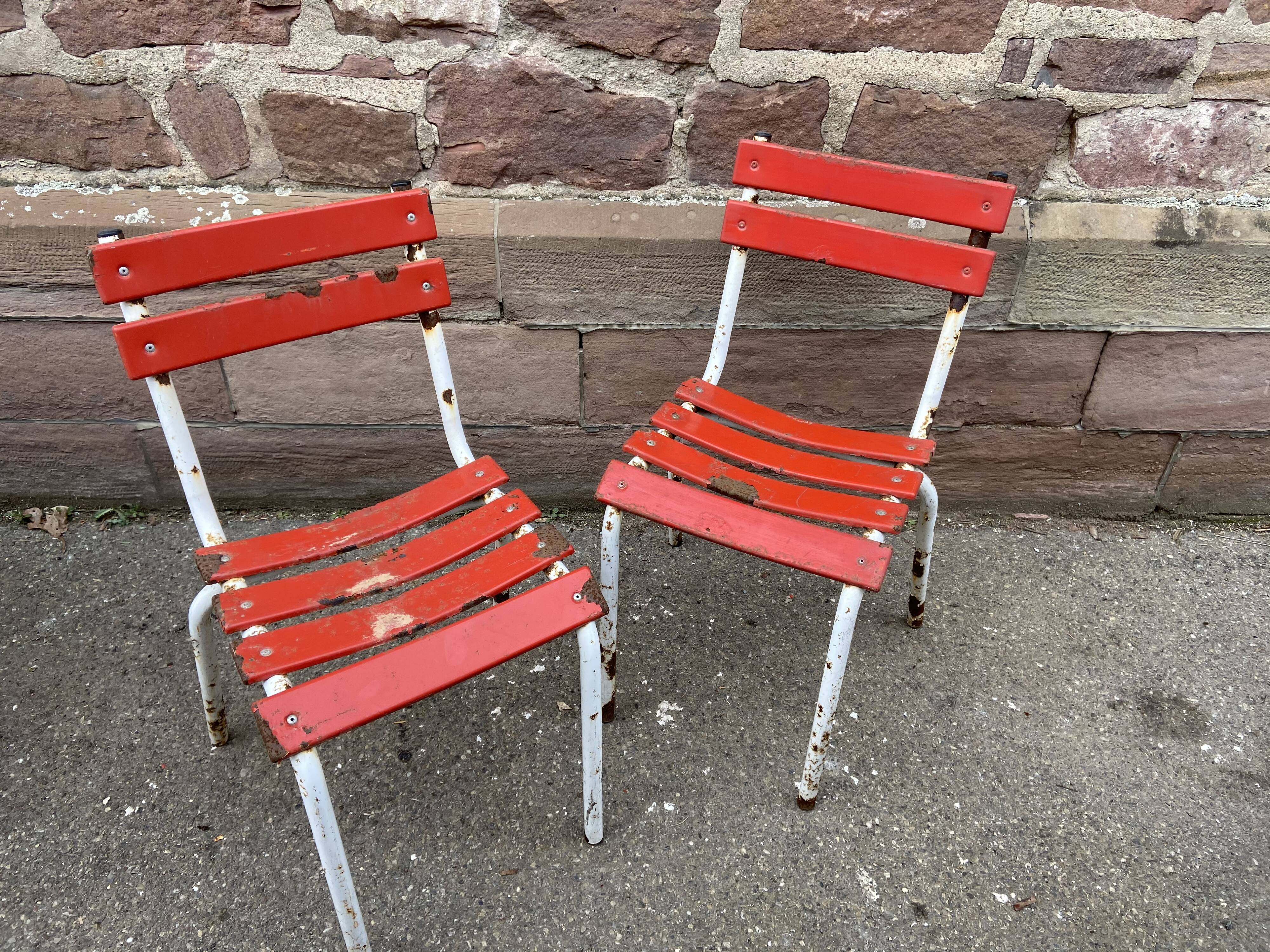 Chaise bistrot de terrasse tolix 1960
