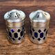 Salt and pepper shaker in metal and blue glass 1930'
