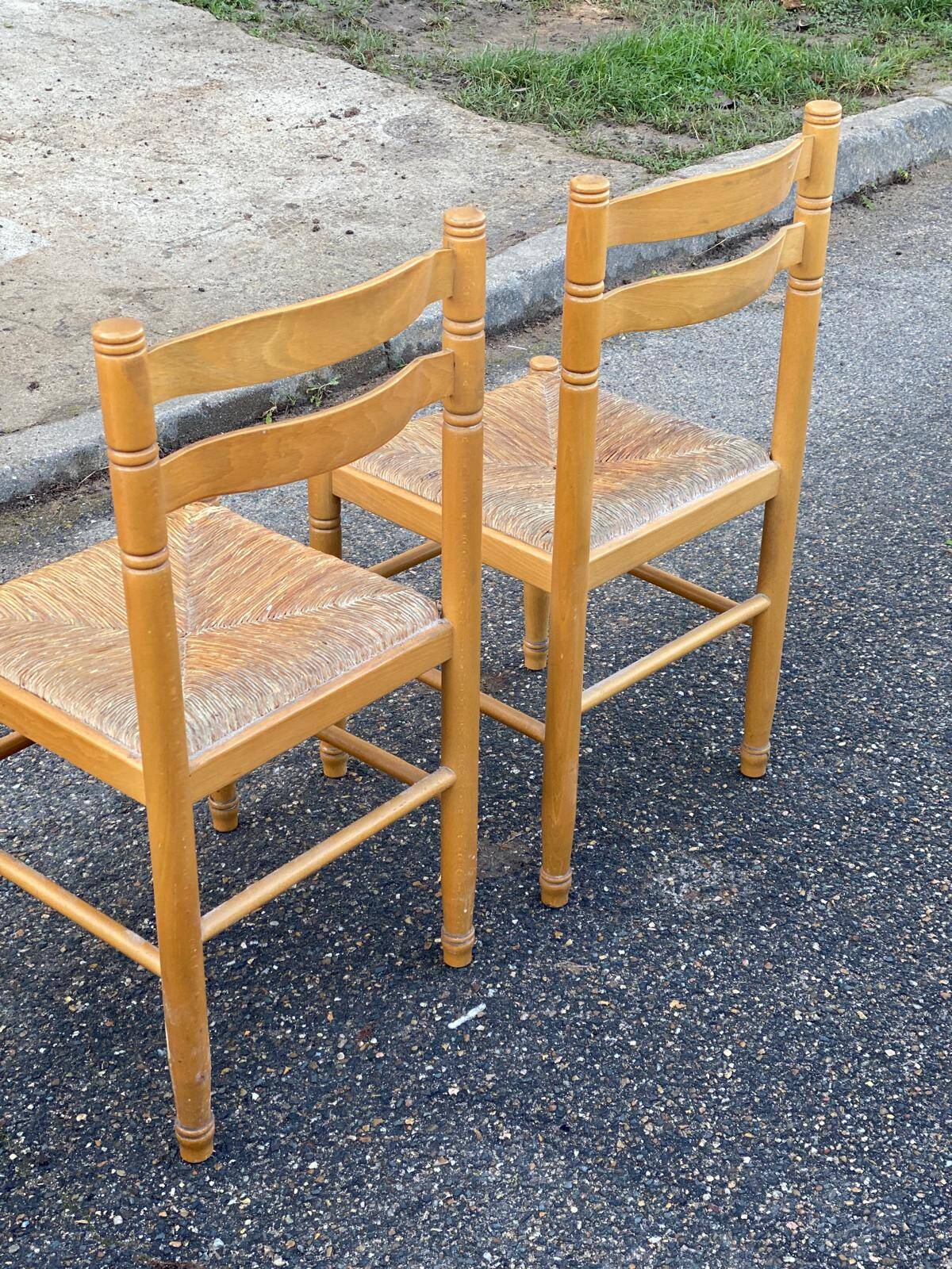 4 solid wood chairs with straw and fabric