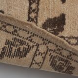 Vintage Turkish rug from Oushak, hand-woven 122x190 cm