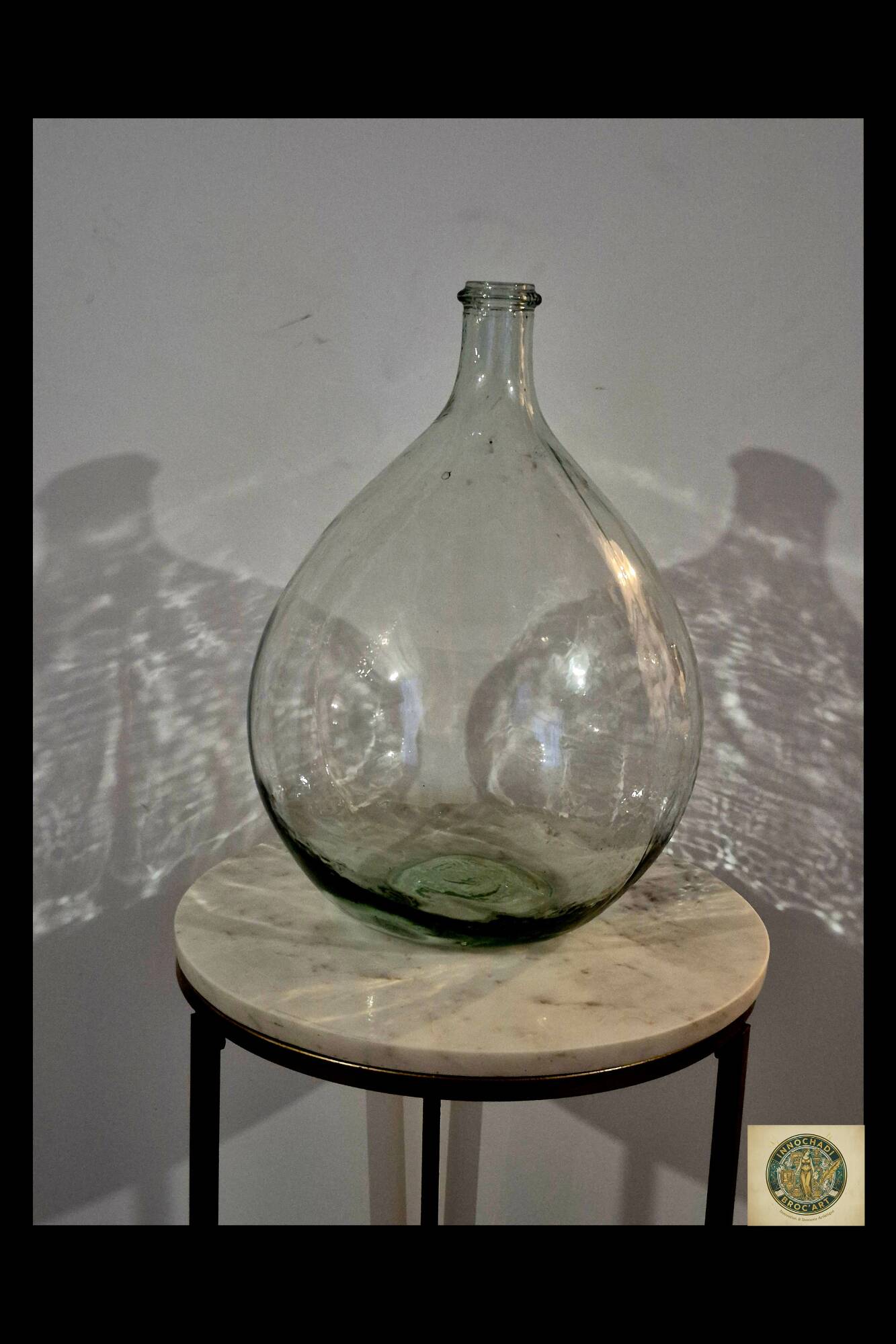 Give me a glass or jar.