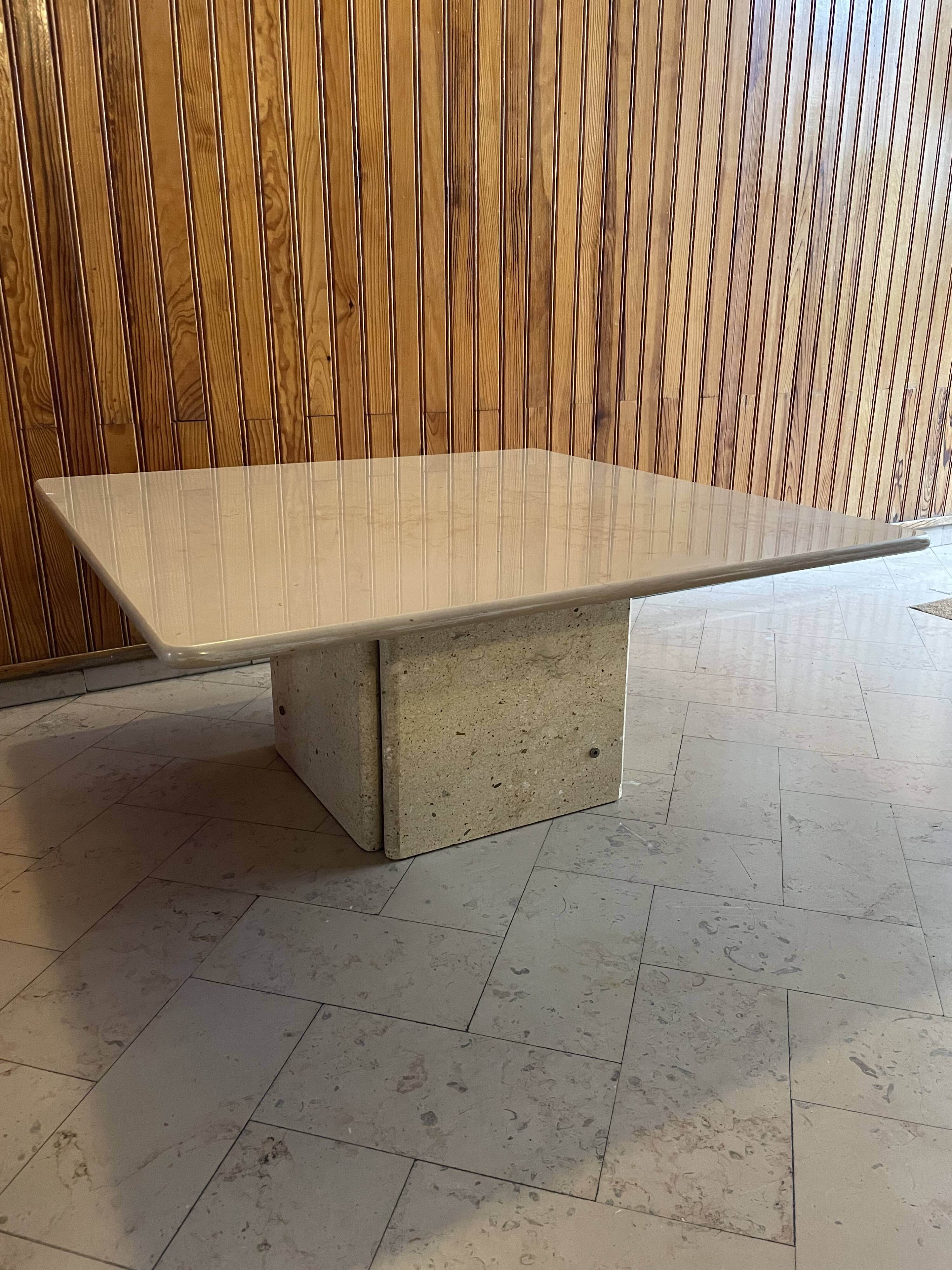 Travertine coffee table 1980