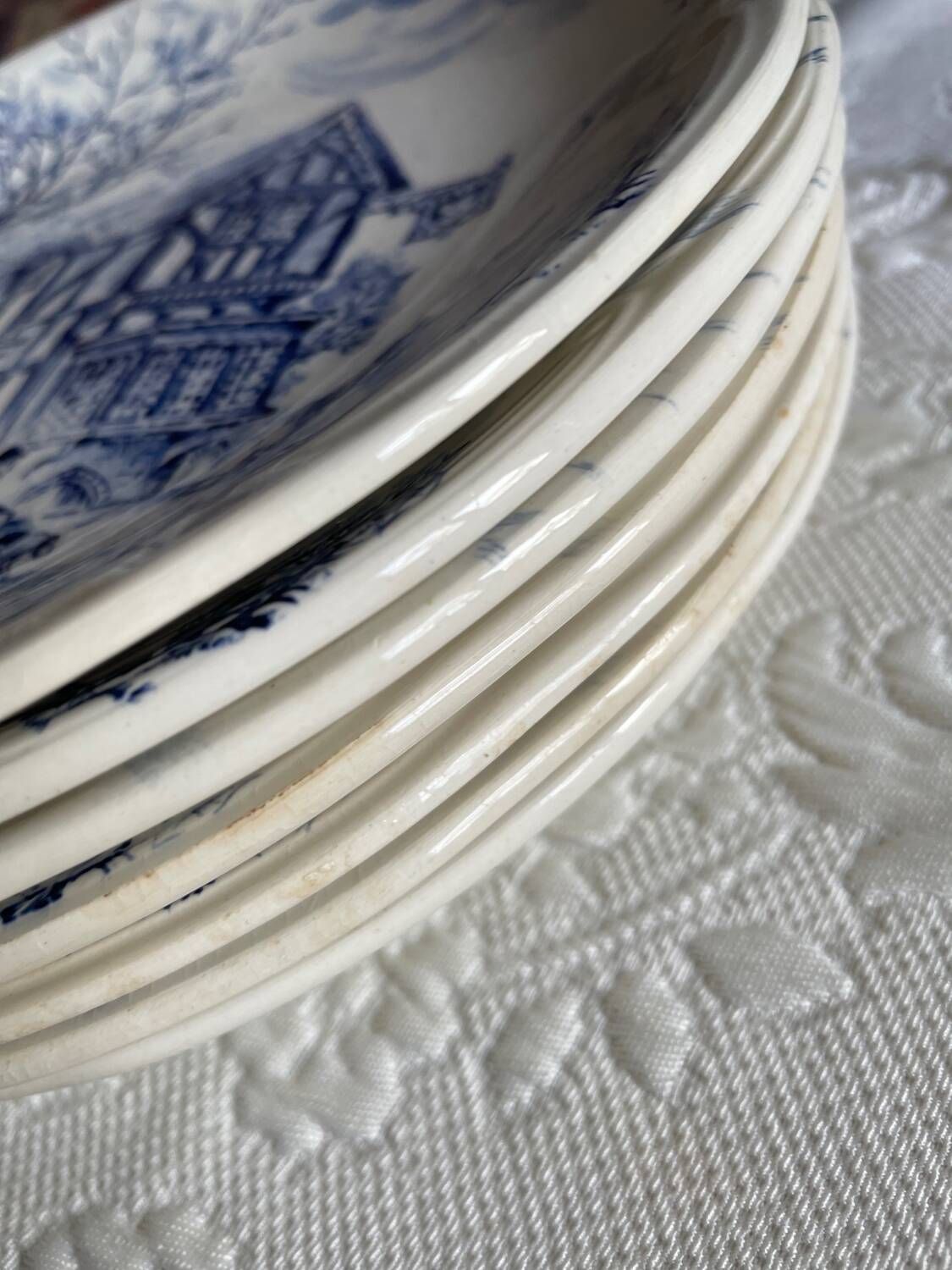 7 flat plates in earthenware by gien ludlow blue hunting decor year 70