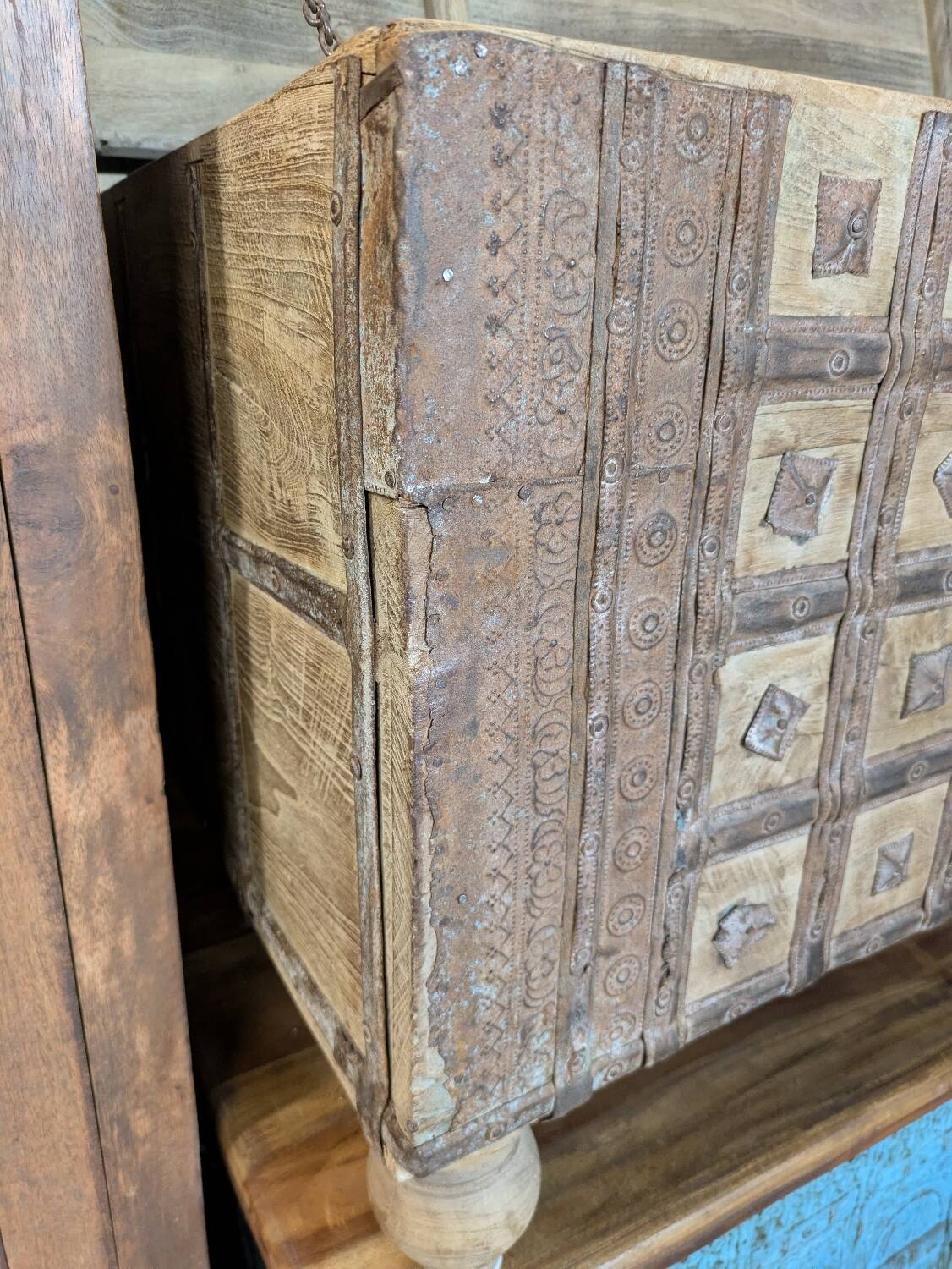Authentic antique chest/trunk from Rajasthan, hammered metal and teak