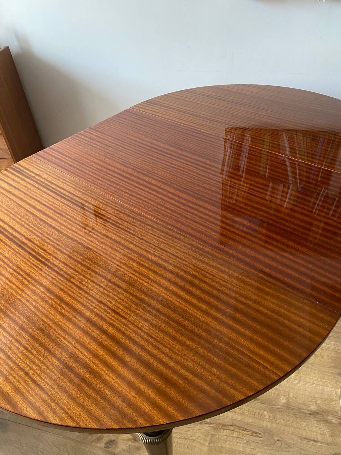 Round mahogany table with extension