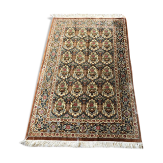 Persian carpet in silk 207x133cm