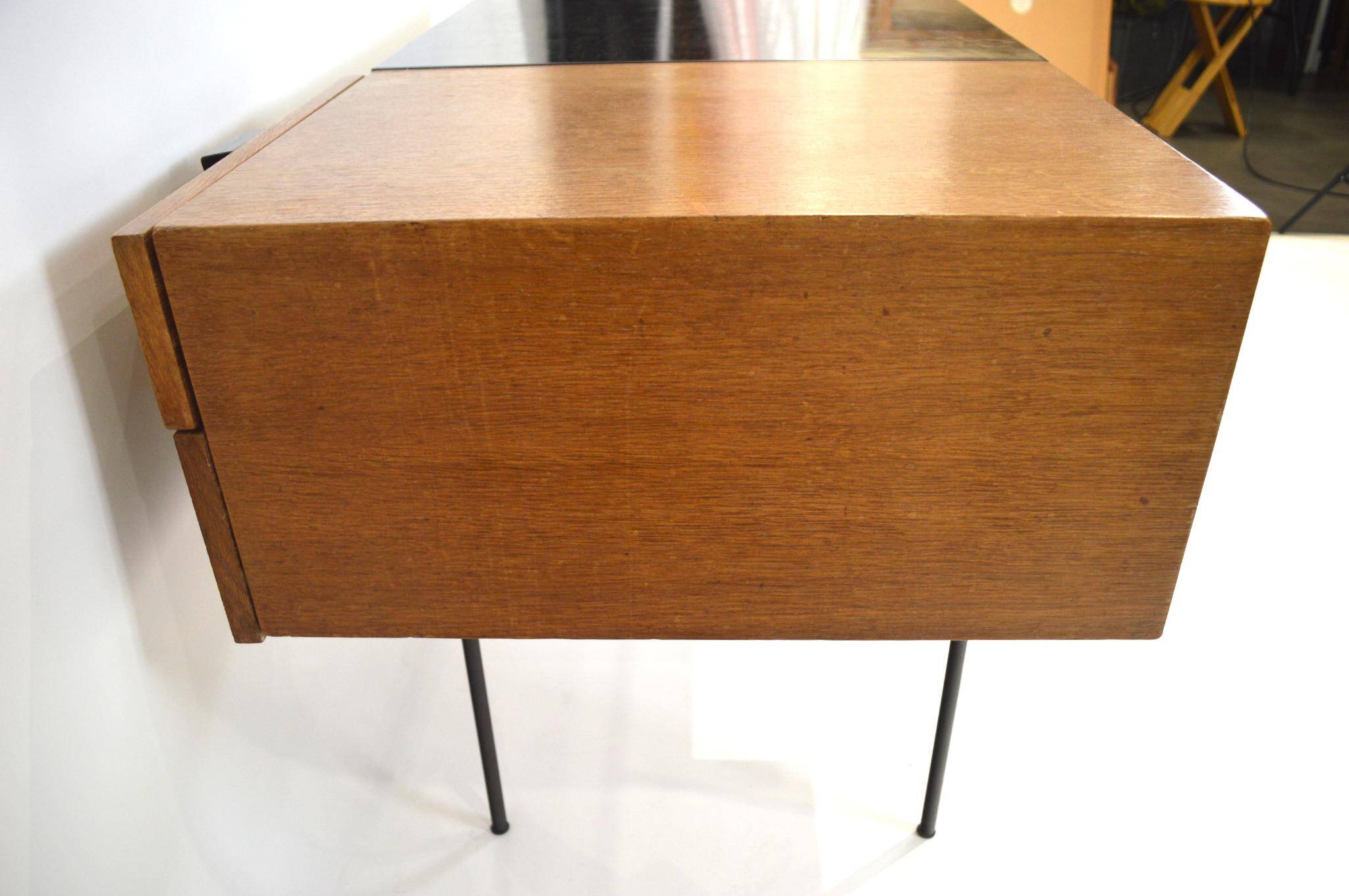Bureau CM141 de Pierre Paulin