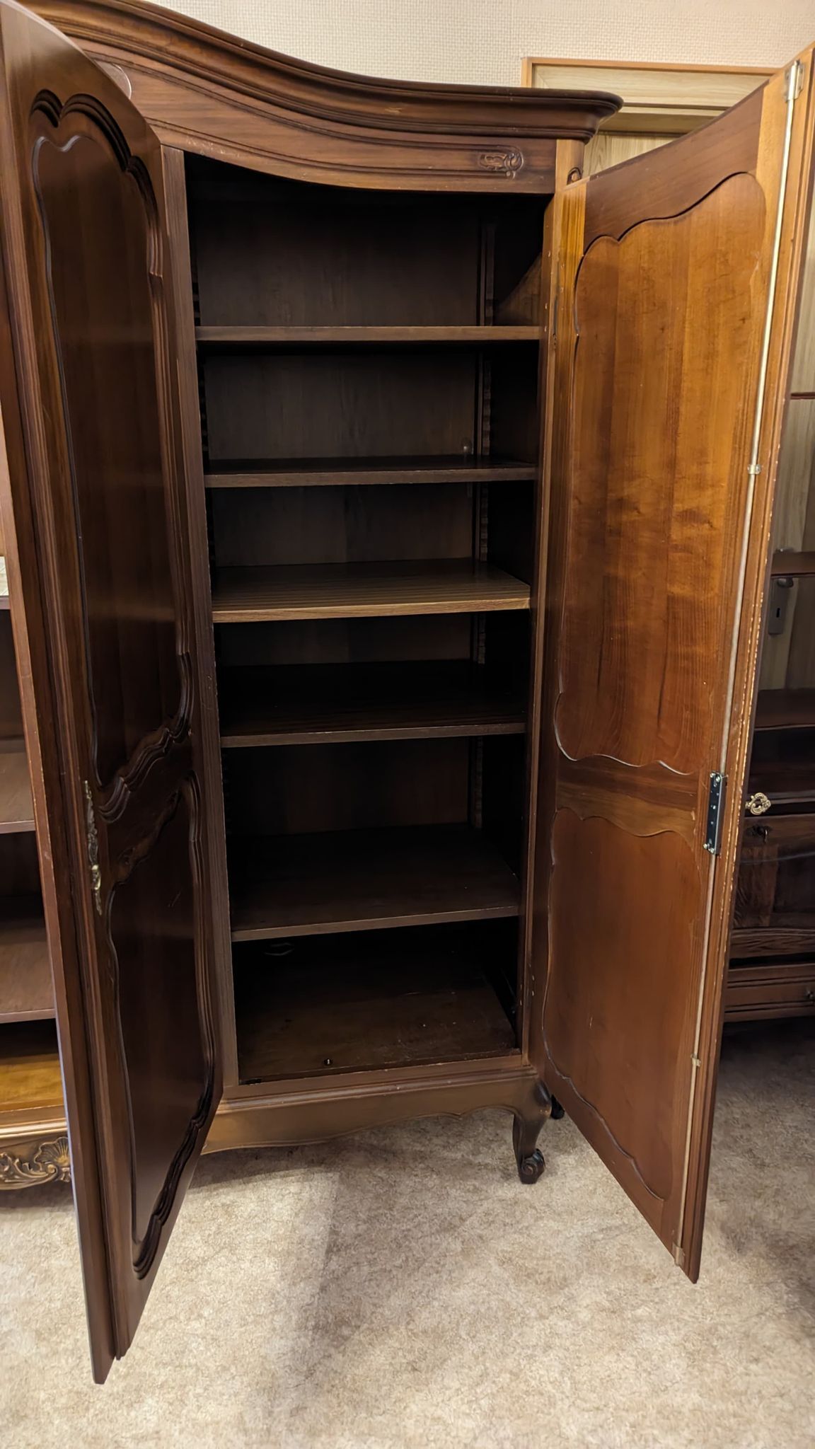 Wardrobe wardrobe 3 doors