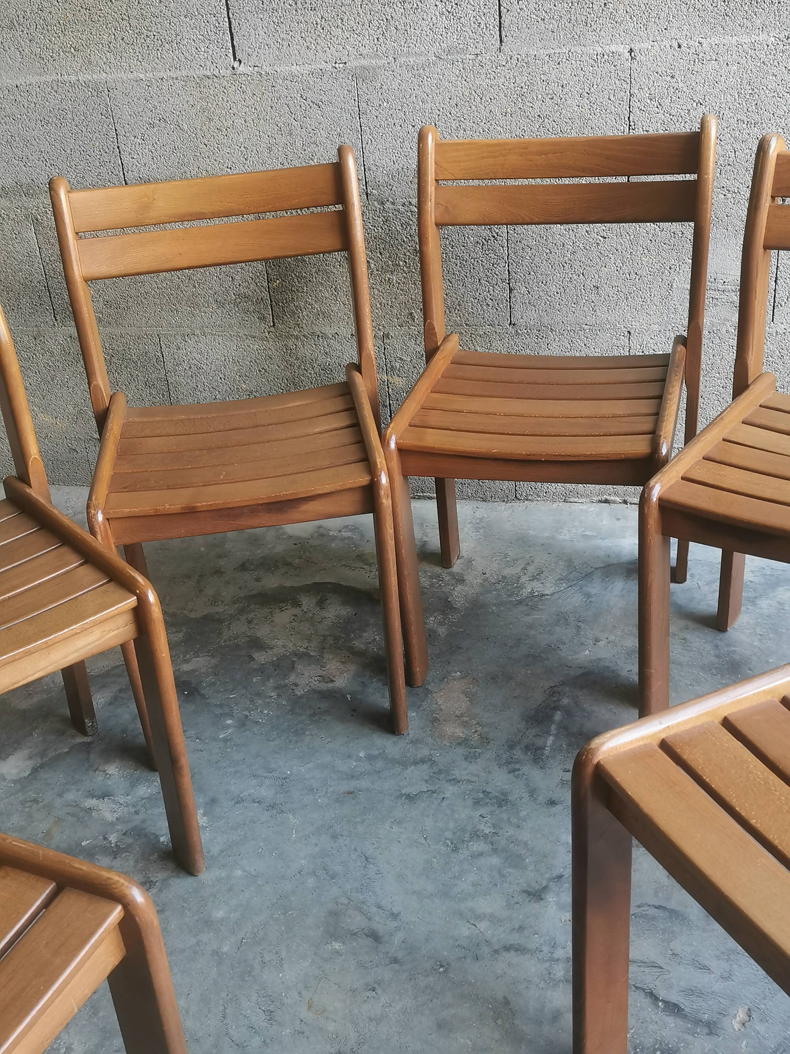 Set of 6 vintage wooden chairs