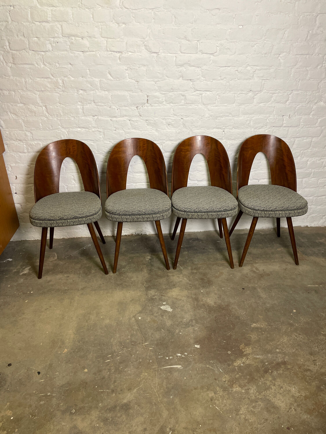 4 Antonin Suman chairs 1960