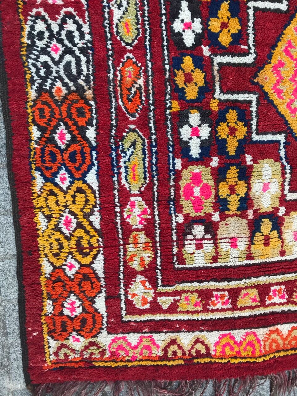 Moroccan Berber rug handmade 193x305cm