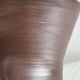 Vase en céramique marron foncé