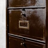 Industrial locker cabinet with valves "Statice"