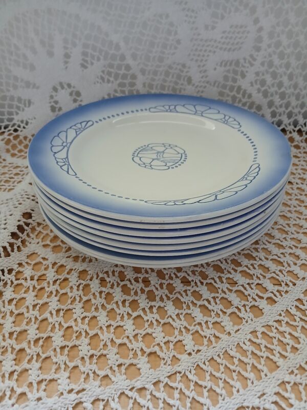 8 assiettes plates anciennes Digoin et Sarreguemines
