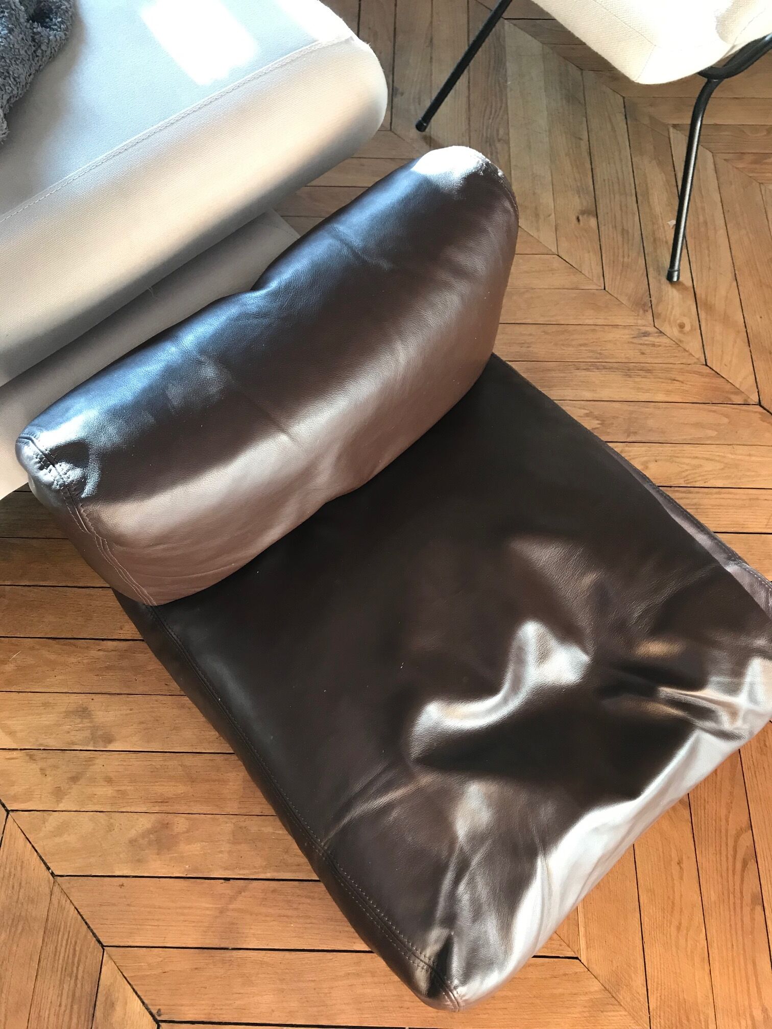 Set of 2 metal and brown leather armchairs Julie Prisca