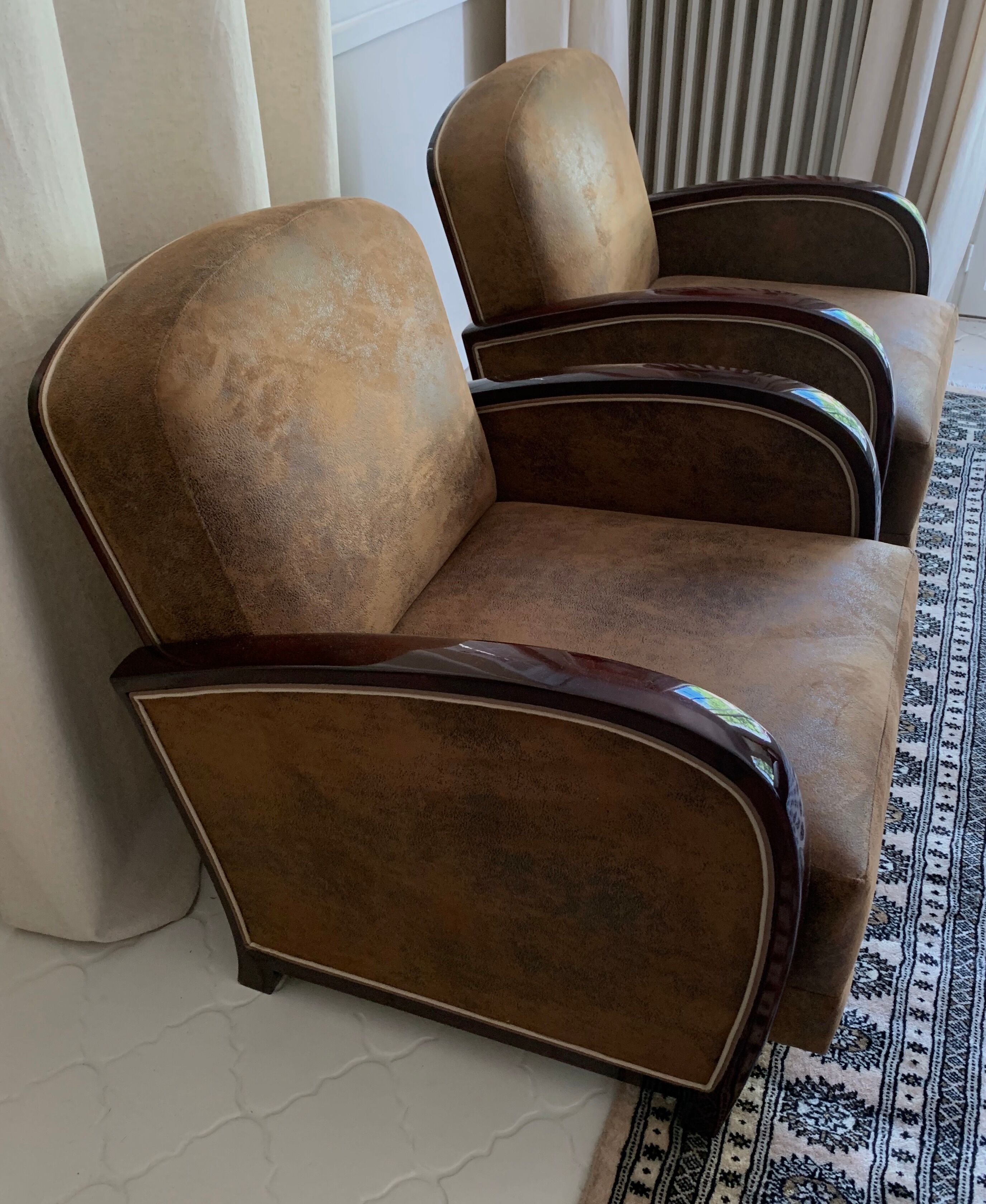 Paire de fauteuils club art deco