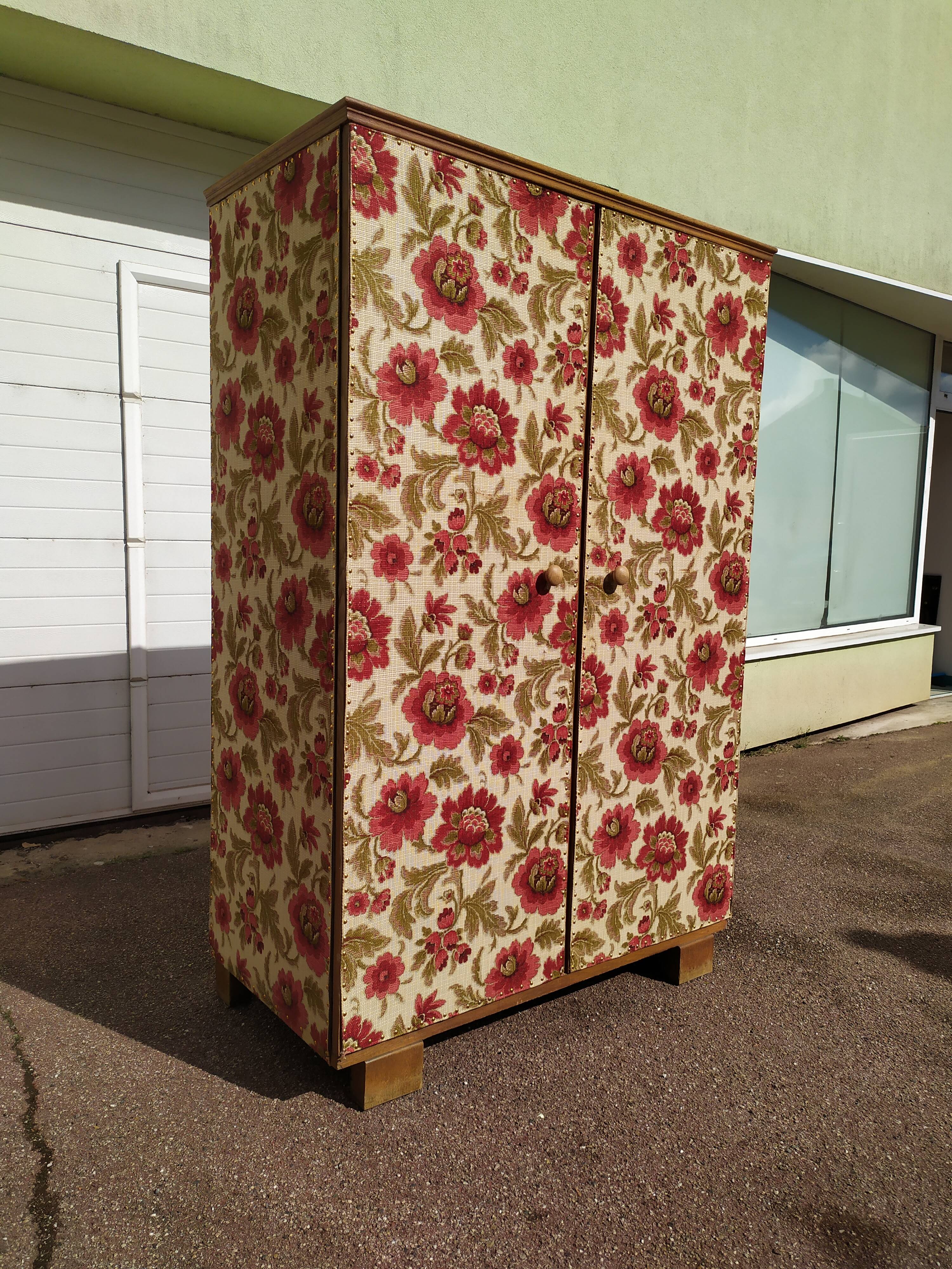 Wardrobe - wardrobe - Old - Wood - Floral Fabric - Artisanal