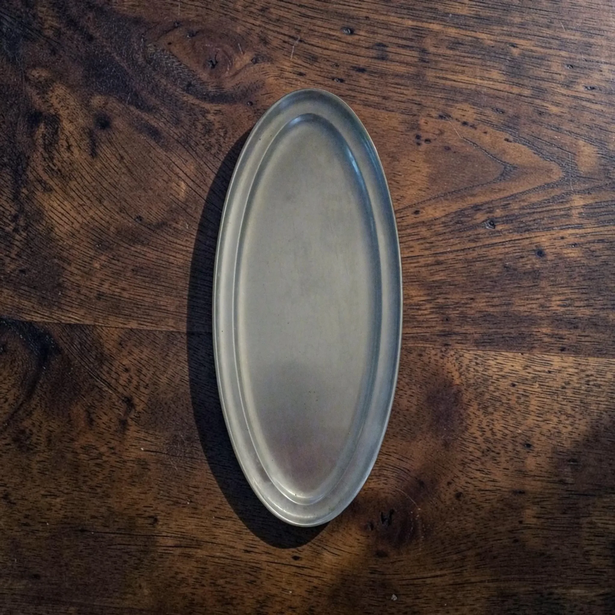 Large oval fish platter in silver-plated metal 58 x 26 cm
