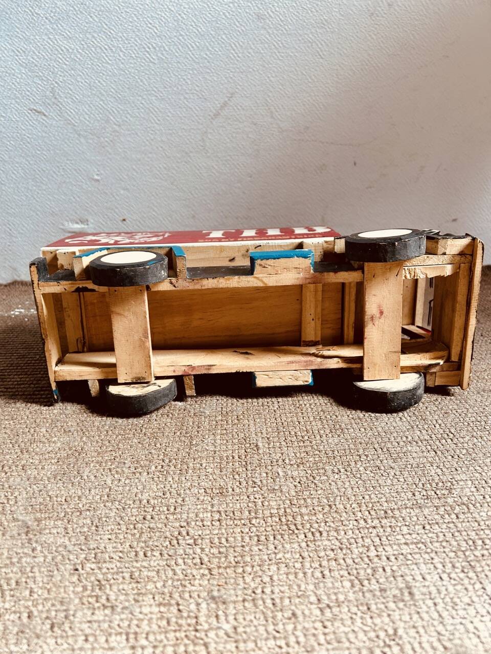 Wooden truck / madagascar / handmade