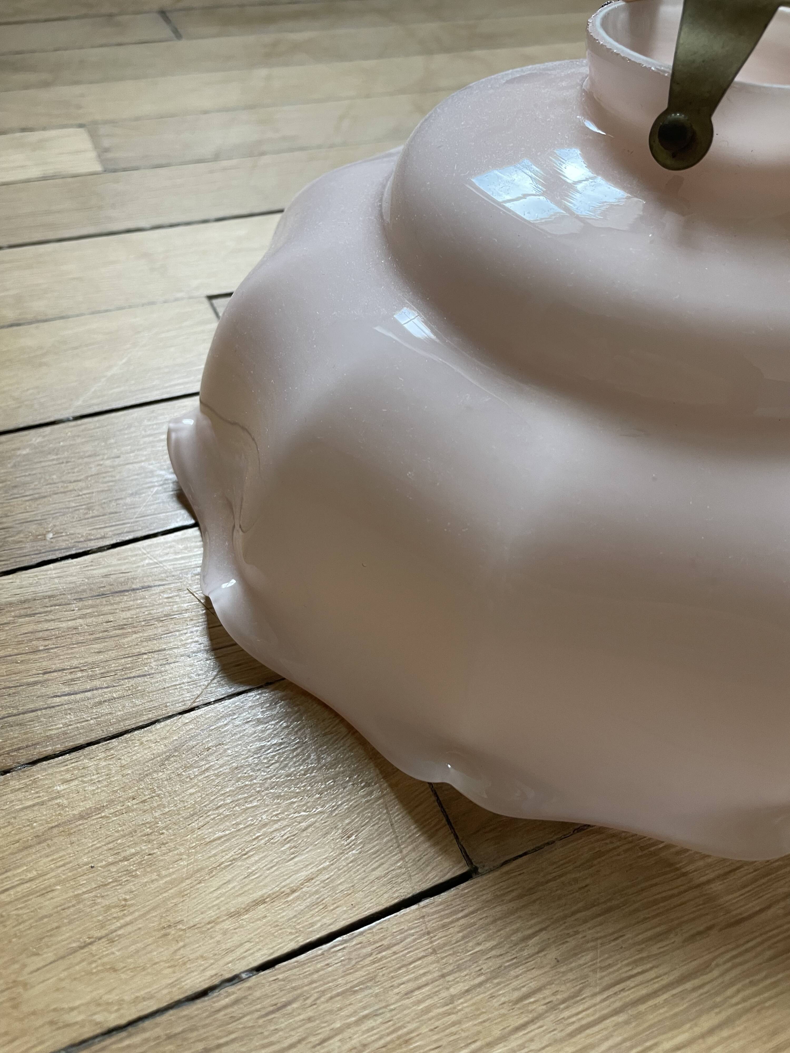 Abat-jour vintage en verre rose opalin de Tchécoslovaquie 250911