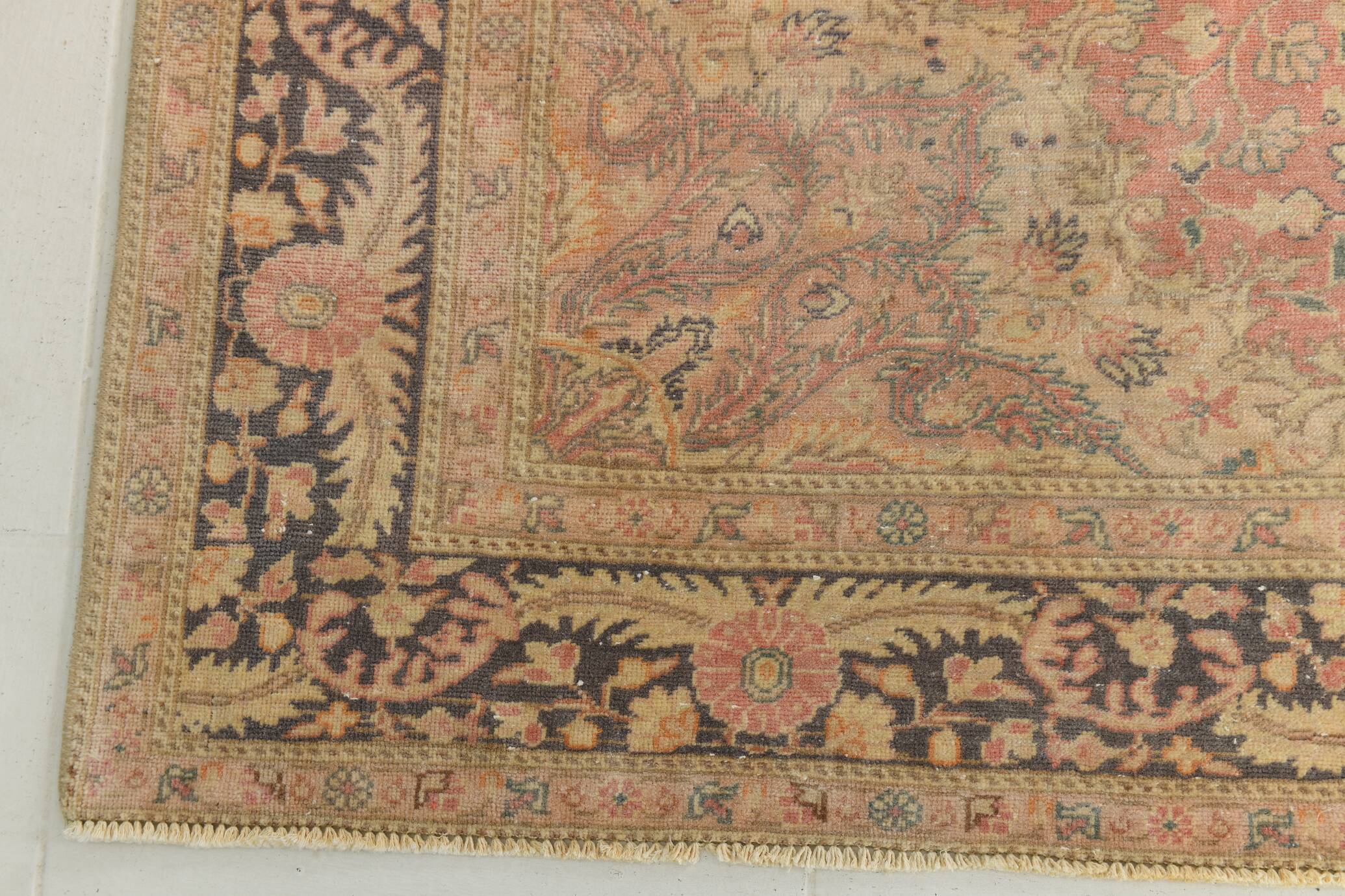 Vintage Pale Red & Pink Persian Rug, 144x216Cm