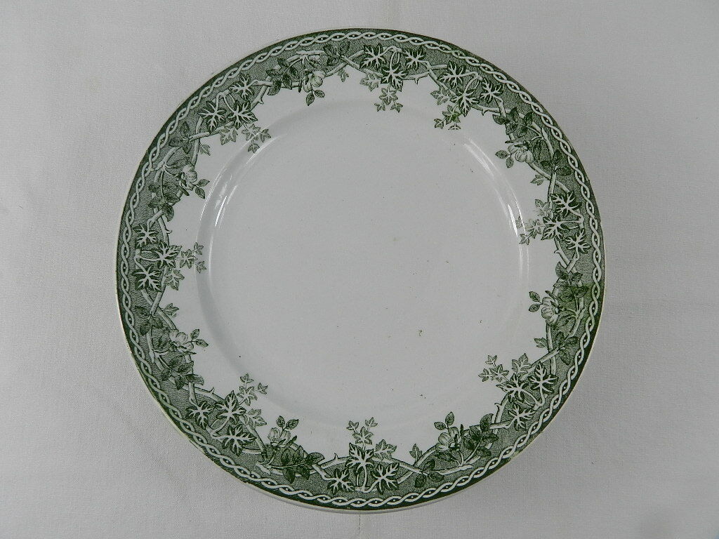 8 plates flat Ivy st Amand and Hamage