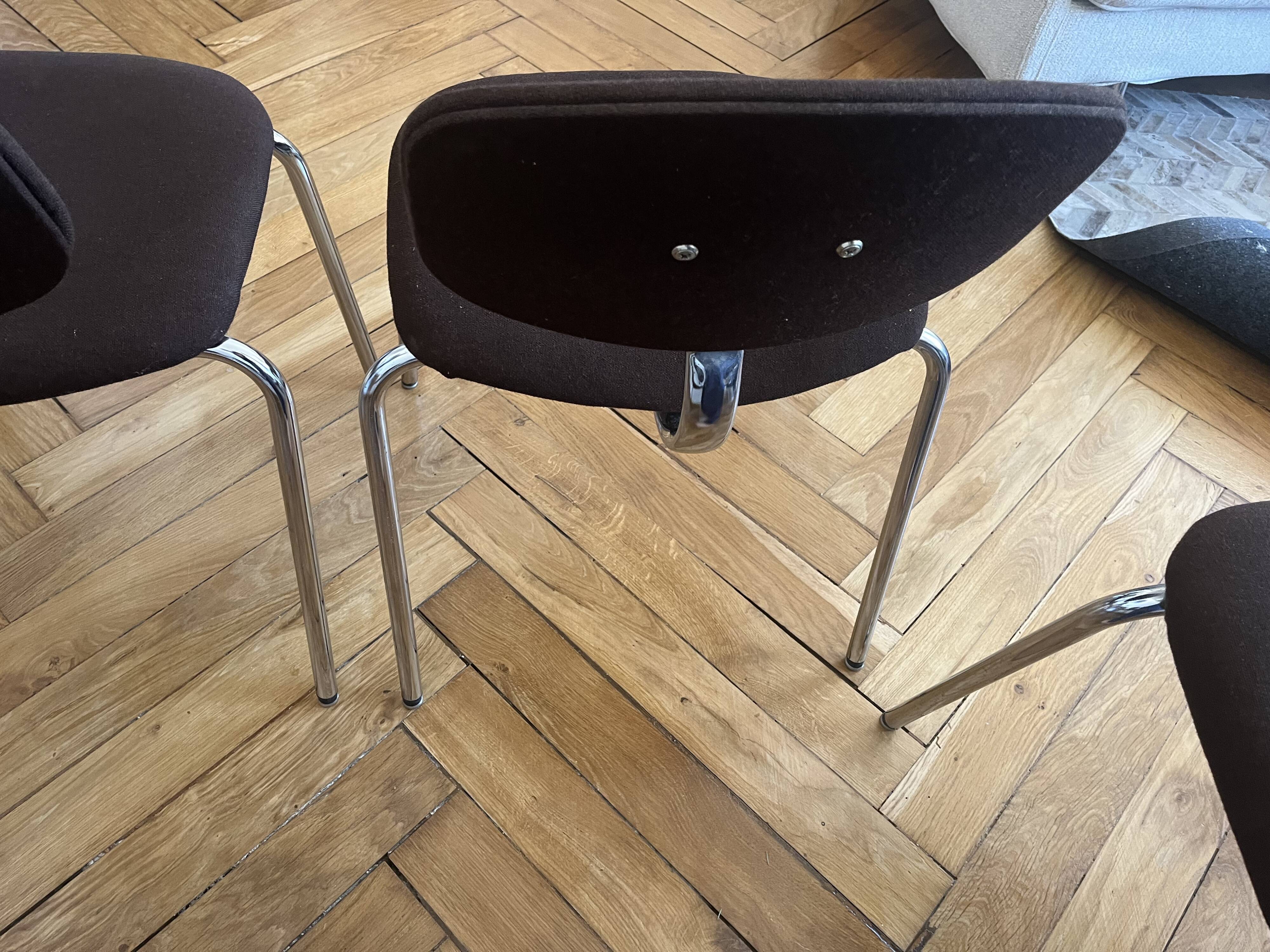 Set of 7 Steelcase Strafor chairs