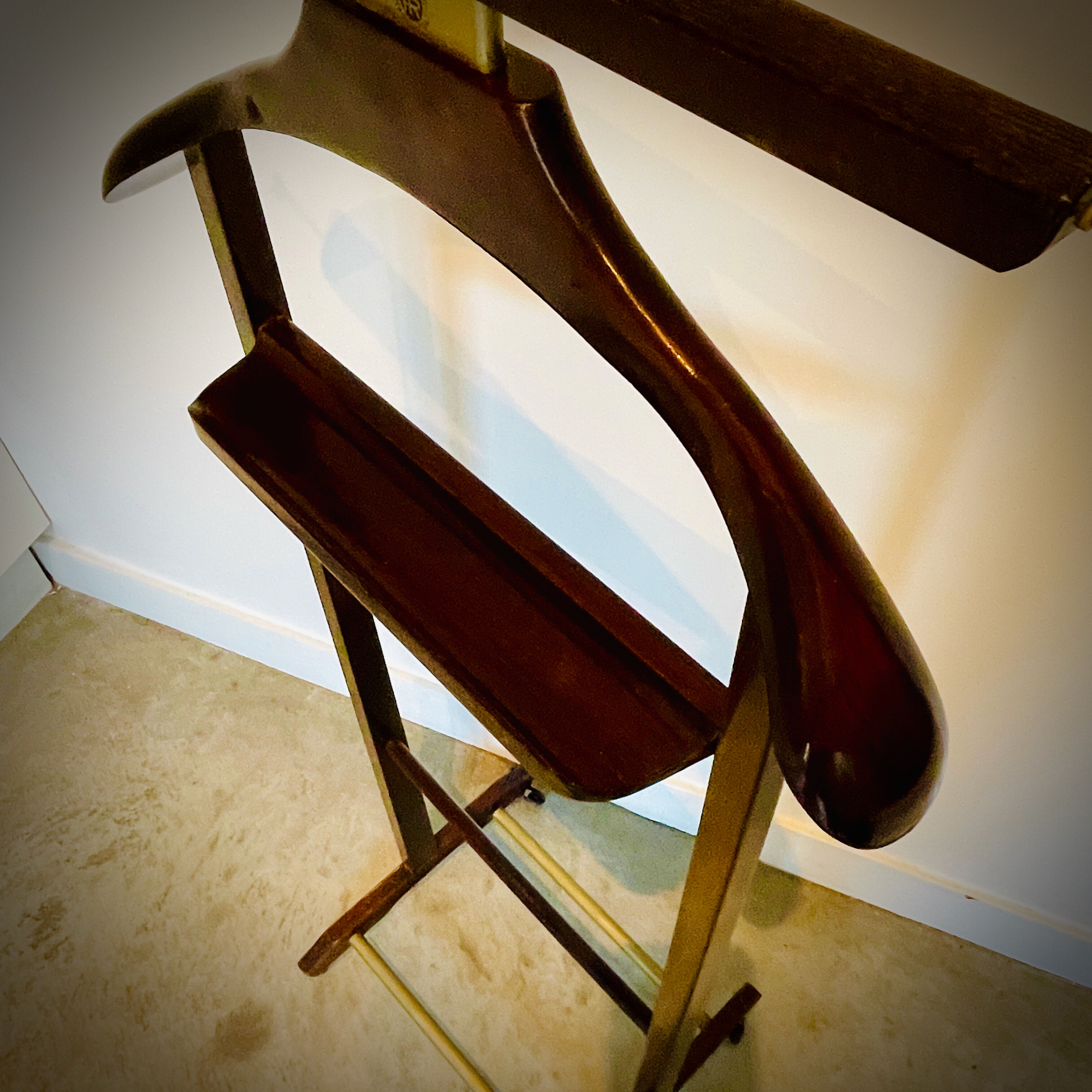 Valet de chambre & de nuit varnish mahogany for Fratelli Reguitti