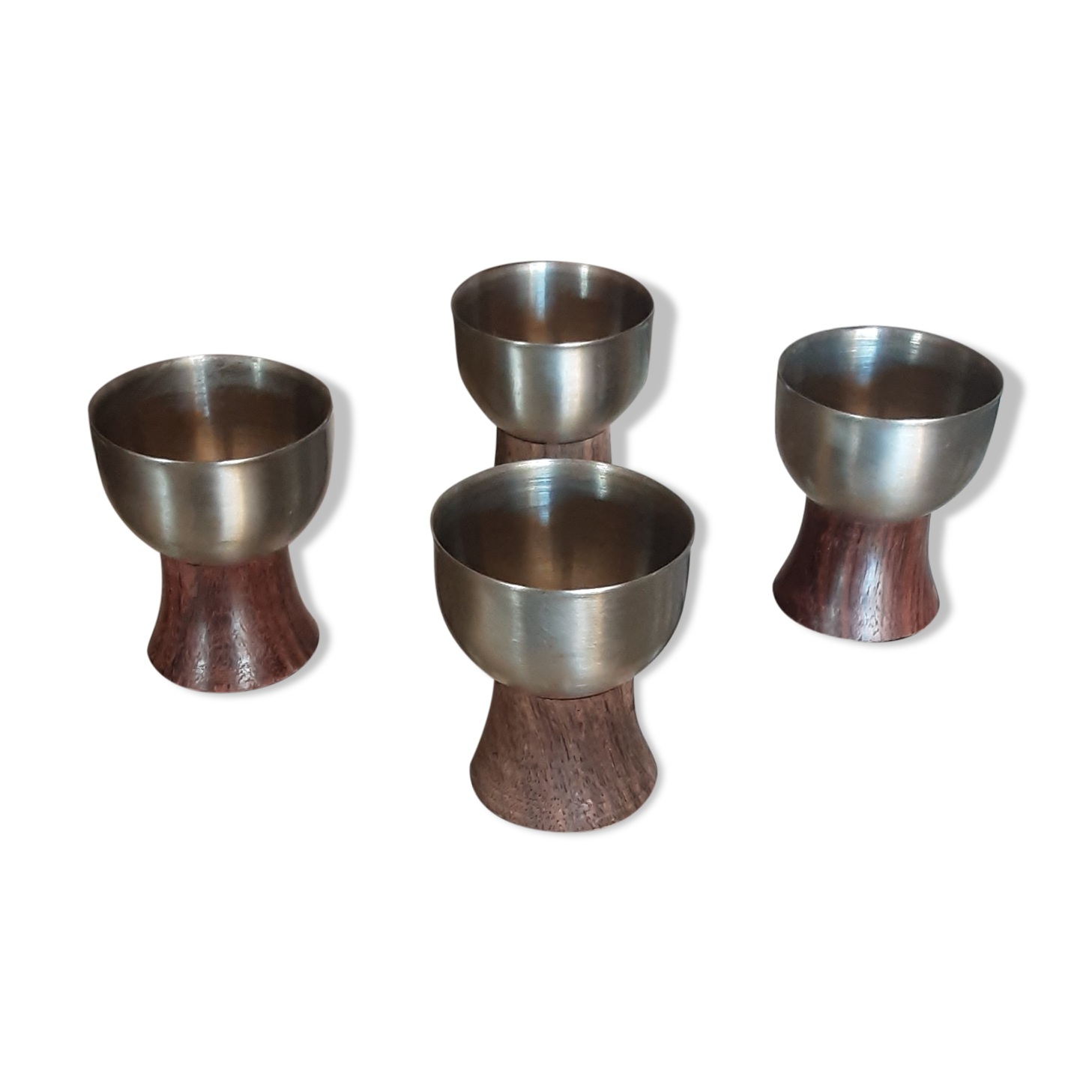 Polished stainless steel coquetiers - wooden feet