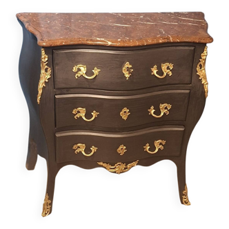 Small black chest of drawers
